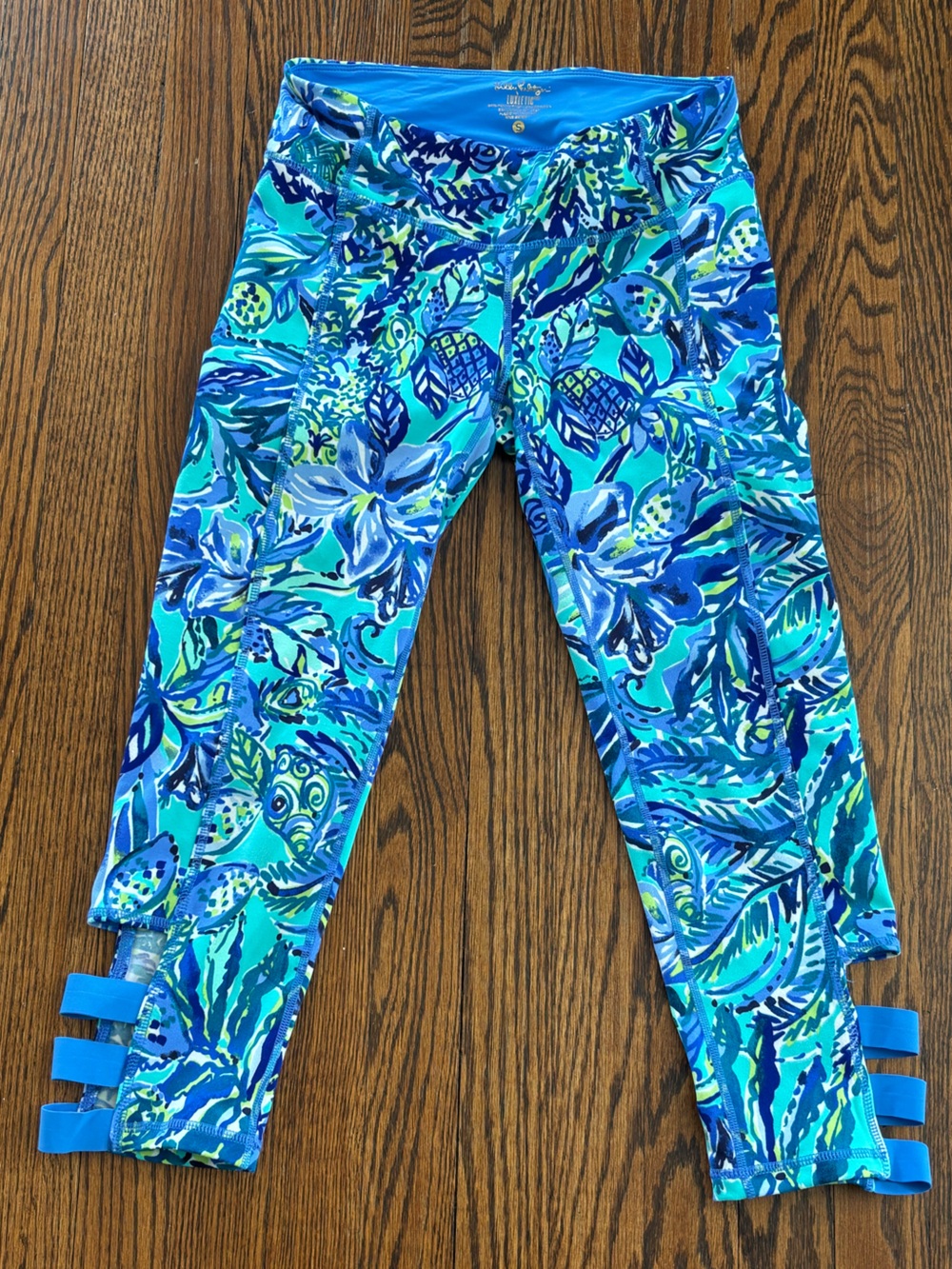 Lilly Pulitzer Blue & Turquoise Tropical Print Leggings